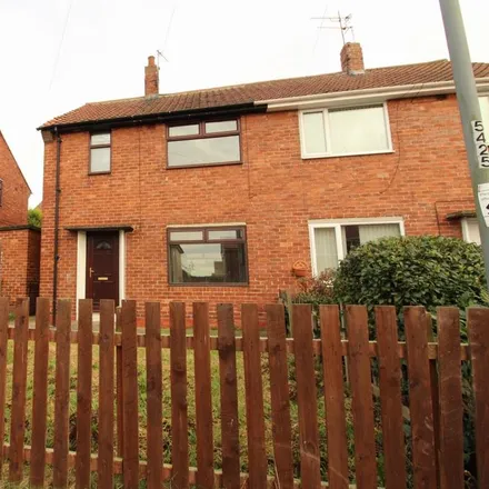 Rent this 2 bed duplex on Grasmere Grove in Crook, DL15 8NX