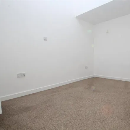 Image 6 - David Evans, High Street, Eastleigh, SO50 5LE, United Kingdom - Apartment for rent