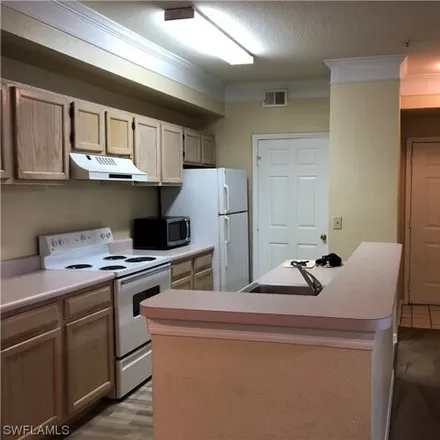 Buy this 2 bed condo on 11550 Villa Grand in Fort Myers, FL 33913
