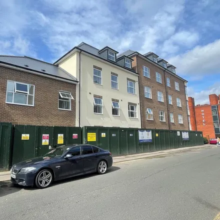 Rent this 1 bed apartment on Blackwood Blinds in Hastings Street, Luton