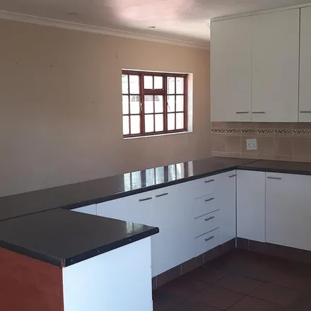 Rent this 1 bed apartment on Matopos Road in Florida Hills, Roodepoort