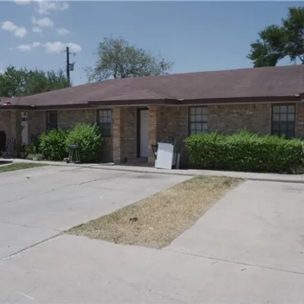 Image 5 - 8001 Cisne Street, Beto's Acres Colonia, Pharr, TX 78577, USA - House for sale