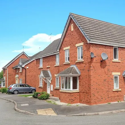 Rent this 3 bed duplex on Monck Drive in Nantwich, CW5 5UP