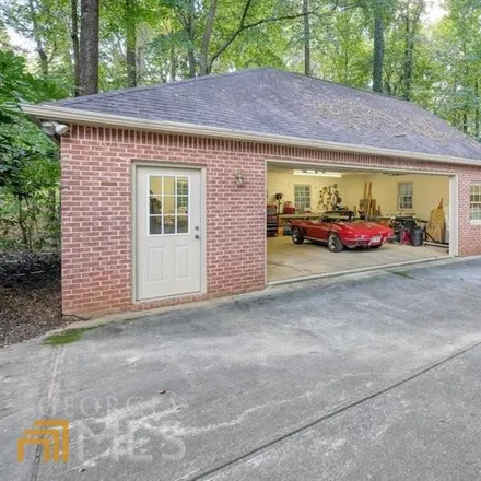 Image 4 - 1450 Land O Lakes Drive, Roswell, GA 30075, USA - House for sale