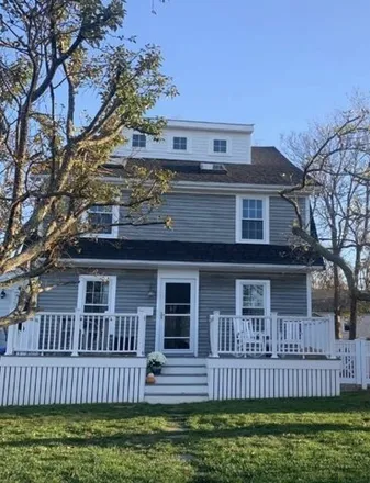 Rent this 4 bed house on 66 Brockton Avenue in Sand Hills, Scituate