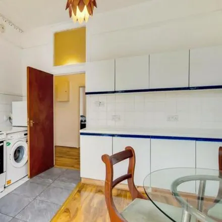 Rent this studio apartment on 29 Albert Road in London, N4 3RR