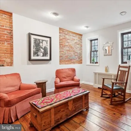 Image 5 - 821 South 10th Street, Philadelphia, PA 19147, USA - House for sale