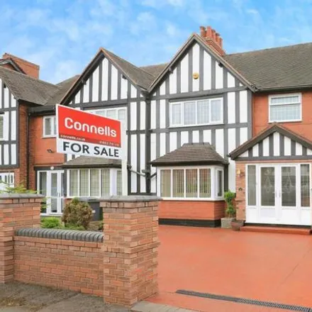 Buy this 4 bed duplex on Copthorne Road in Goldthorn Hill, WV3 0AA