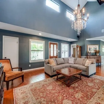 Image 3 - 173 Norwood West, Georgetown, TX 78628, USA - House for sale
