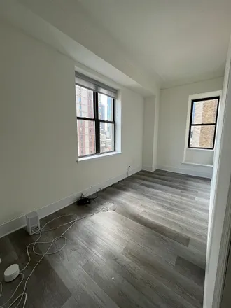 Image 2 - 349 West 30th Street, New York, NY 10001, USA - Room for rent