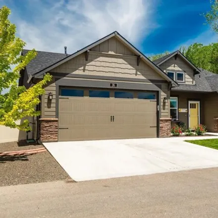 Buy this 4 bed house on North Mingus Avenue in Nampa, ID 83686