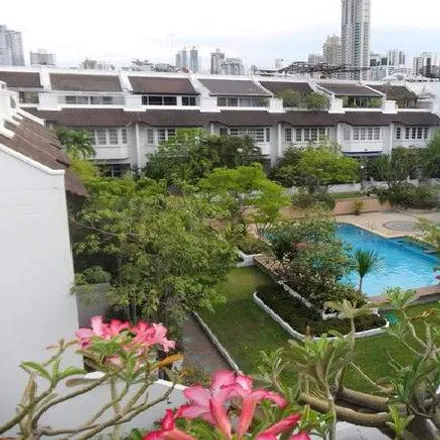 Buy this 3 bed house on Baan Chicha Castle in Sukhumvit 31, Vadhana District