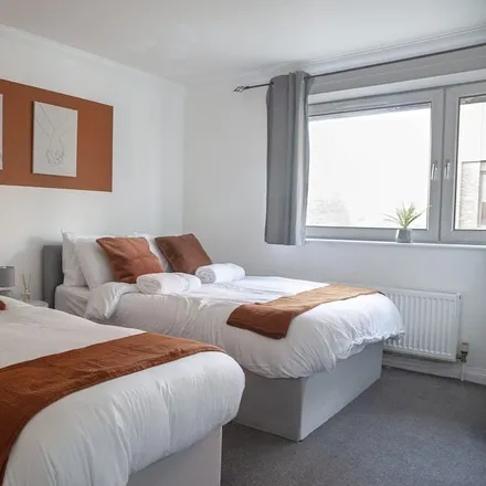 Rent this 2 bed apartment on London in SW19 1NL, United Kingdom