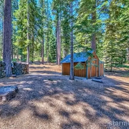 Image 3 - 1986 Normuk St, South Lake Tahoe, California, 96150 - House for sale