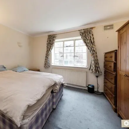 Image 9 - Mulberry Close, London, NW4 1QL, United Kingdom - Apartment for sale