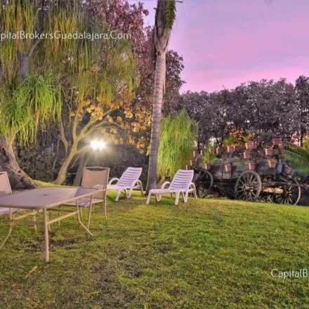 Buy this 4 bed house on Paseo del Palomar in El Palomar, 45643 La Tijera