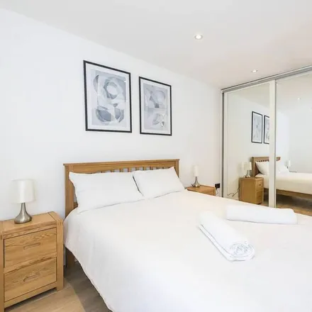 Rent this 1 bed apartment on London in SE1 4SN, United Kingdom