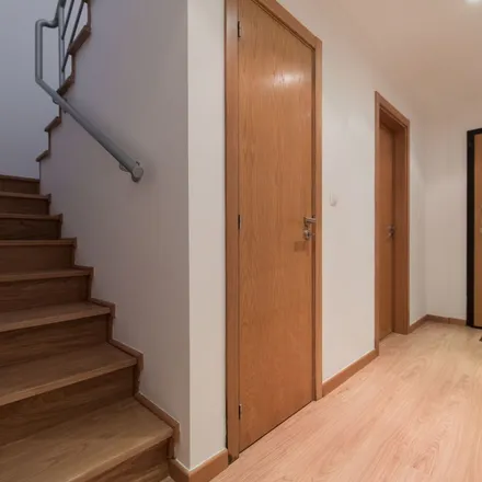 Rent this 2 bed apartment on Rua das Caravelas in 2970-703 Sesimbra, Portugal