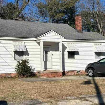 Buy this 2 bed house on 409 Chestnut Street in Florence, SC 29501