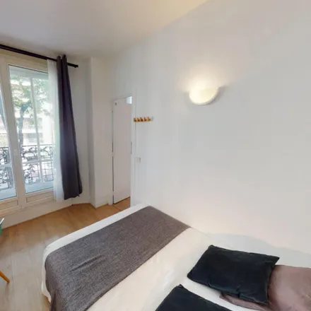 Rent this 3 bed room on 11 Avenue de Versailles in 75016 Paris, France