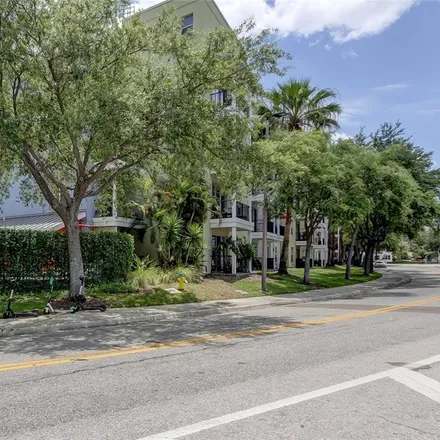 Rent this 1 bed condo on Art Center Lofts in 1501 Doyle Carlton Drive, Tampa