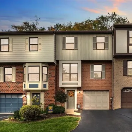 Buy this 2 bed condo on 544 Thorncliffe Drive in Robinson Township, PA 15205
