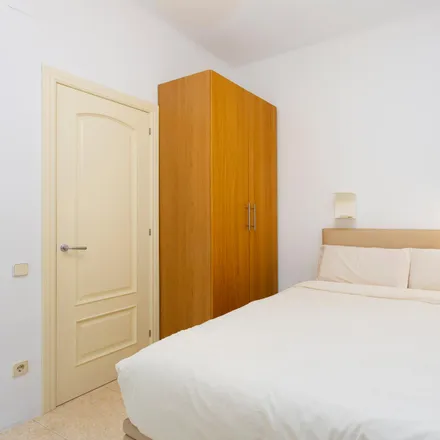 Image 1 - Carrer de Còrsega, 442, 08037 Barcelona, Spain - Apartment for rent