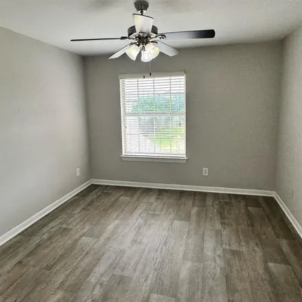 Image 1 - WB McKinney @ Springtree, East McKinney Street, Denton, TX 76298, USA - Room for rent