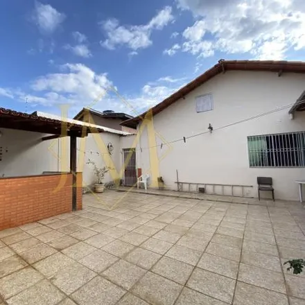 Buy this 3 bed house on Rua Copacabana in Senador Melo Viana, Coronel Fabriciano - MG