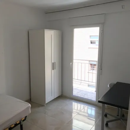 Rent this 5 bed room on Carrer de Jacomart in 46019 Valencia, Spain