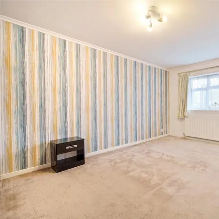Image 3 - Pankhurst Drive, Easthampstead, RG12 9PS, United Kingdom - Apartment for rent