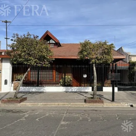 Buy this 2 bed house on Maipú in Nuevo Quilmes, B1876 AWD Don Bosco