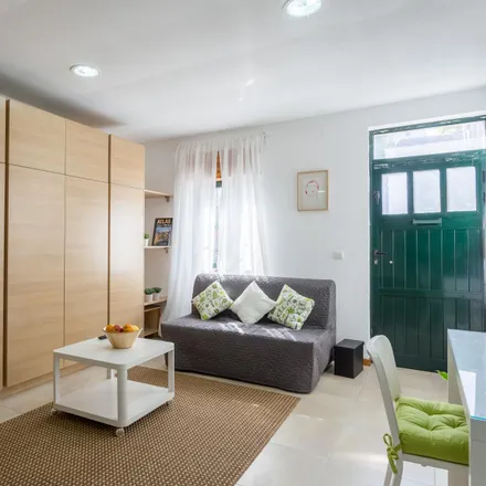 Rent this 1 bed apartment on Fundação Escultor José Rodrigues in Rua da Fábrica Social, 4000-201 Porto