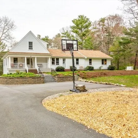 Image 3 - 65 Boot Pond Road, South Pond, Plymouth, MA 02363, USA - House for sale