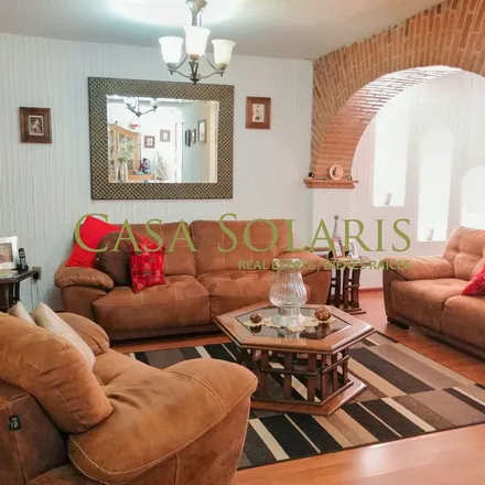 Rent this 5 bed apartment on Calle Plateros 38 in Villa Las Palmas, 36015 Guanajuato