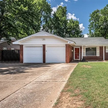 Buy this 3 bed house on 1625 Beverly Hills St in Norman, Oklahoma