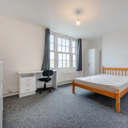 Image 1 - Constable House, Adelaide Road, Primrose Hill, London, NW3 3PX, United Kingdom - Apartment for rent
