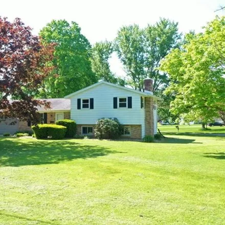 Buy this 3 bed house on 309 Maple Lane in Ontario, OH 44906