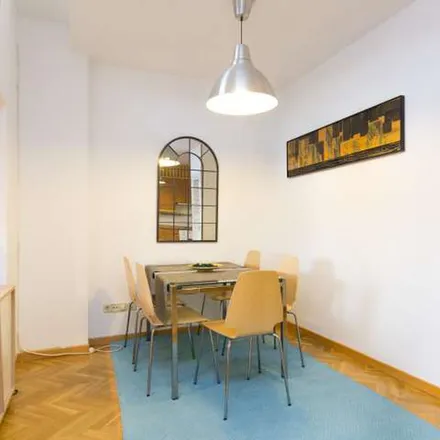 Image 3 - Calle de San Vicente Ferrer, 61, 28015 Madrid, Spain - Apartment for rent