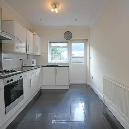Rent this 3 bed house on 146 Farmilo Road in London, E17 8JR