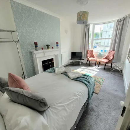 Image 2 - 17 Hampton Place, Brighton, BN1 3DD, United Kingdom - Apartment for rent