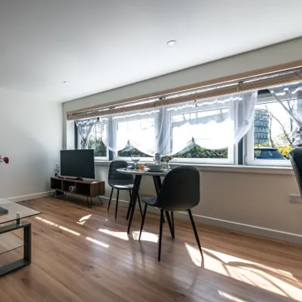 Rent this 4 bed apartment on Southbrook Rise in Millbrook Road East, Southampton