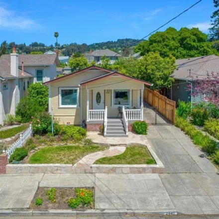 Buy this 2 bed house on 2440 Wilbur Street in Oakland, CA 94602