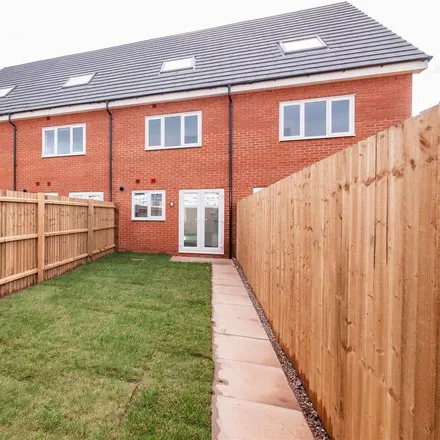 Rent this 3 bed townhouse on unnamed road in Daimler Green, CV6 4QN