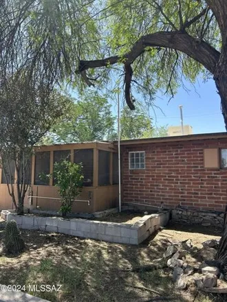 Buy this 2 bed house on 1357 West Thurber Place in Tucson, AZ 85705