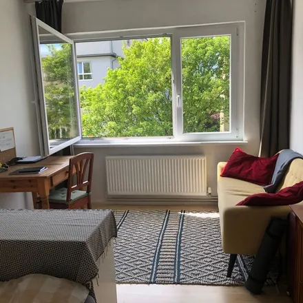 Rent this 2 bed apartment on Münchener Straße 45 in 10779 Berlin, Germany