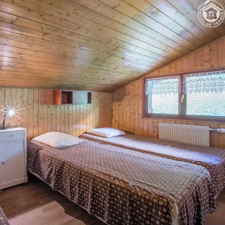 Rent this 2 bed house on Route du col des aravis in 73590 La Giettaz, France