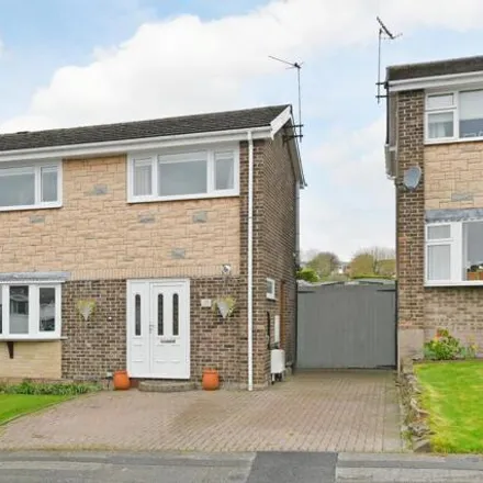 Buy this 5 bed house on Belton Close in Holmesfield, S18 8QT