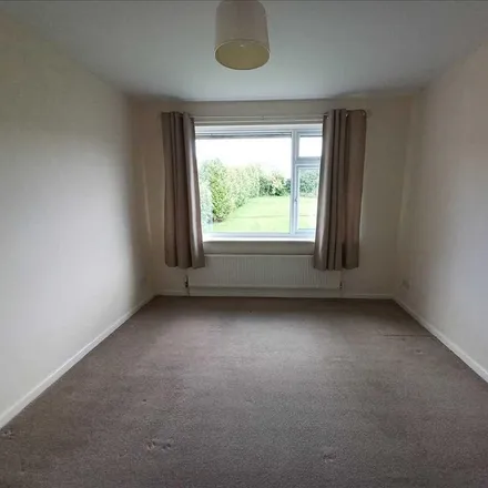 Image 5 - Maycroft Avenue, Carleton, FY6 7NF, United Kingdom - House for rent