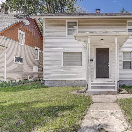 Buy this 3 bed house on 913 College Street in South Bend, IN 46628